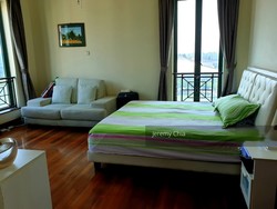 Pebble Bay (D15), Condominium #213874081